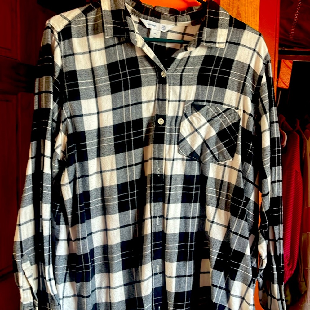 Old Navy Tunic Length Flannel Shirt